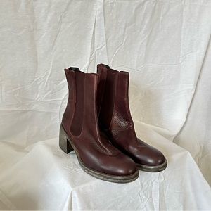 Free People Essential Chelsea Boots Leather Cherry Chocolate